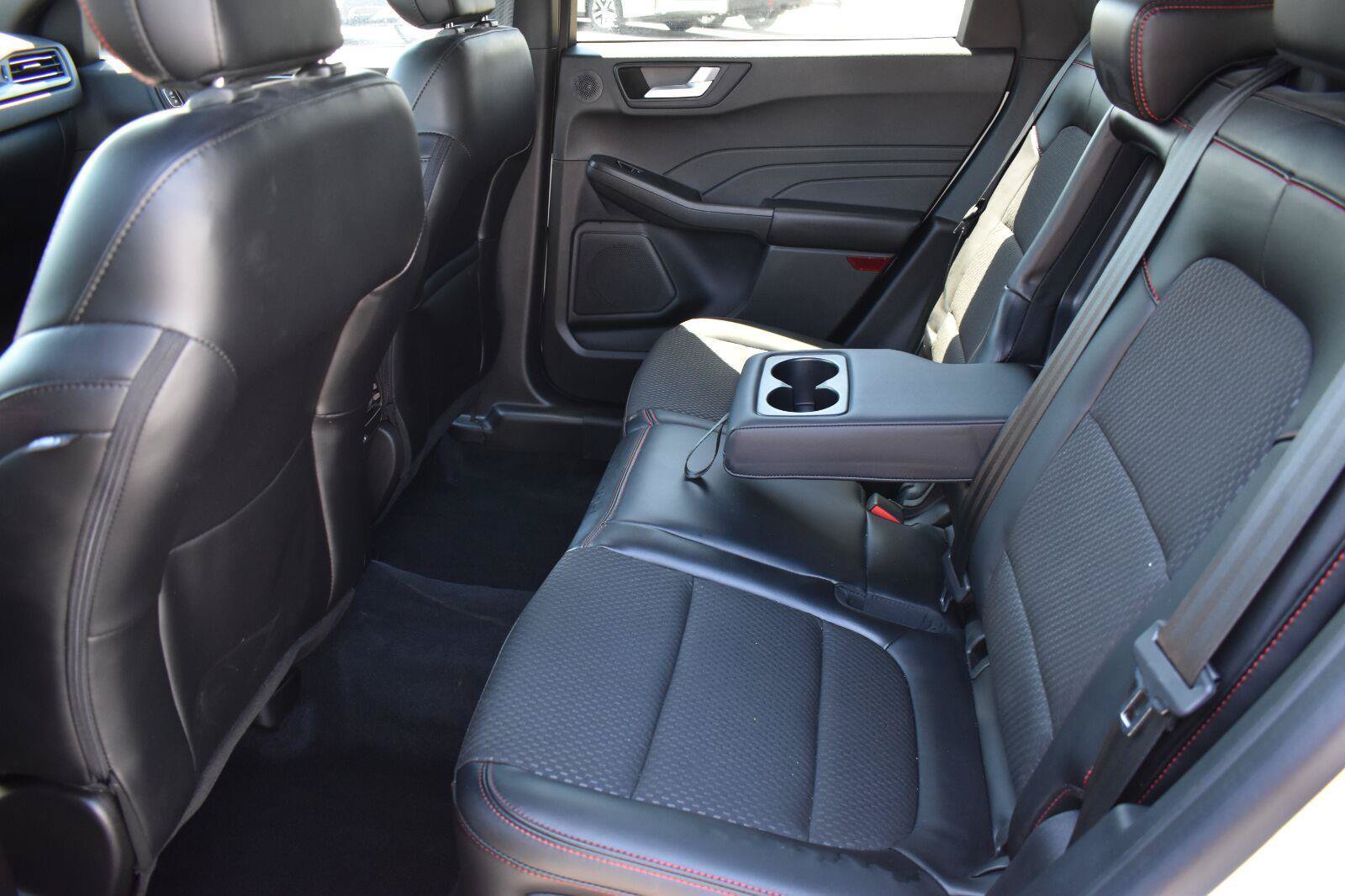 Used 2023 Ford Escape ST-Line Select w/ Tech Pack #2 AWD/4WD image 15