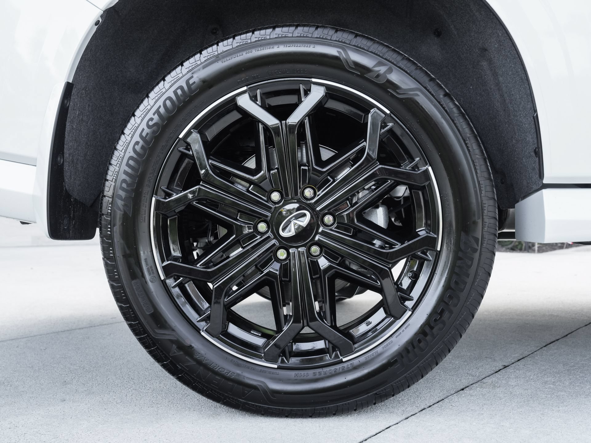 Certified 2026 INFINITI QX80 4WD image 27