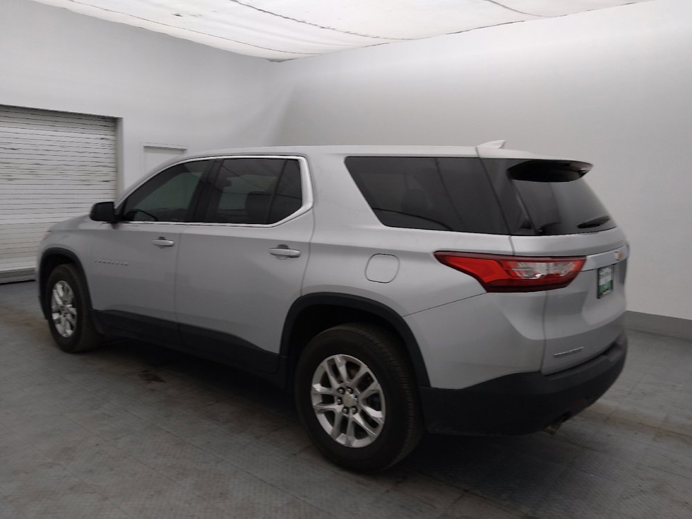 Used 2021 Chevrolet Traverse LS FWD image 3