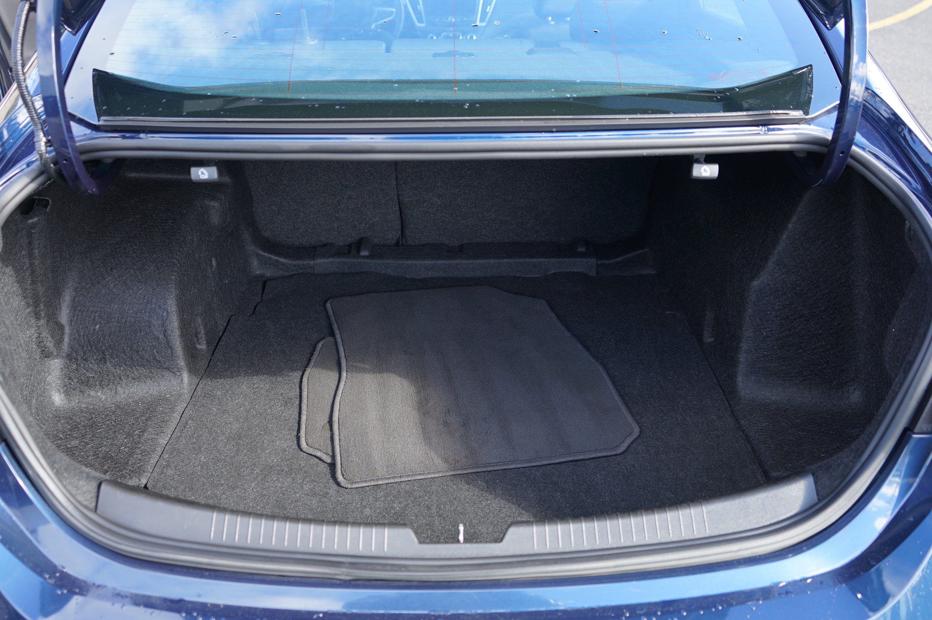 Used 2022 Chevrolet Malibu LT FWD image 24