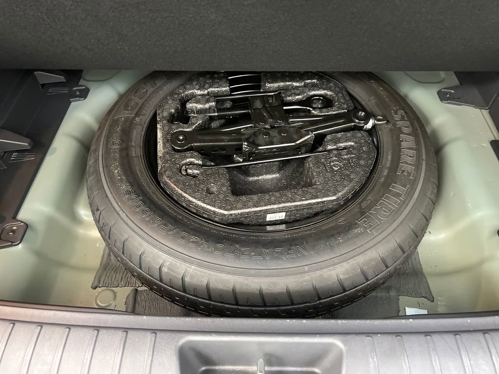 Used 2025 Hyundai Kona SEL FWD image 32