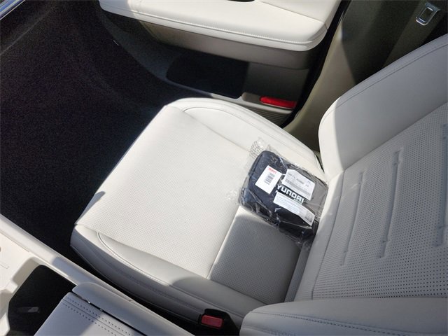 New 2025 Hyundai Santa Fe Calligraphy image 15