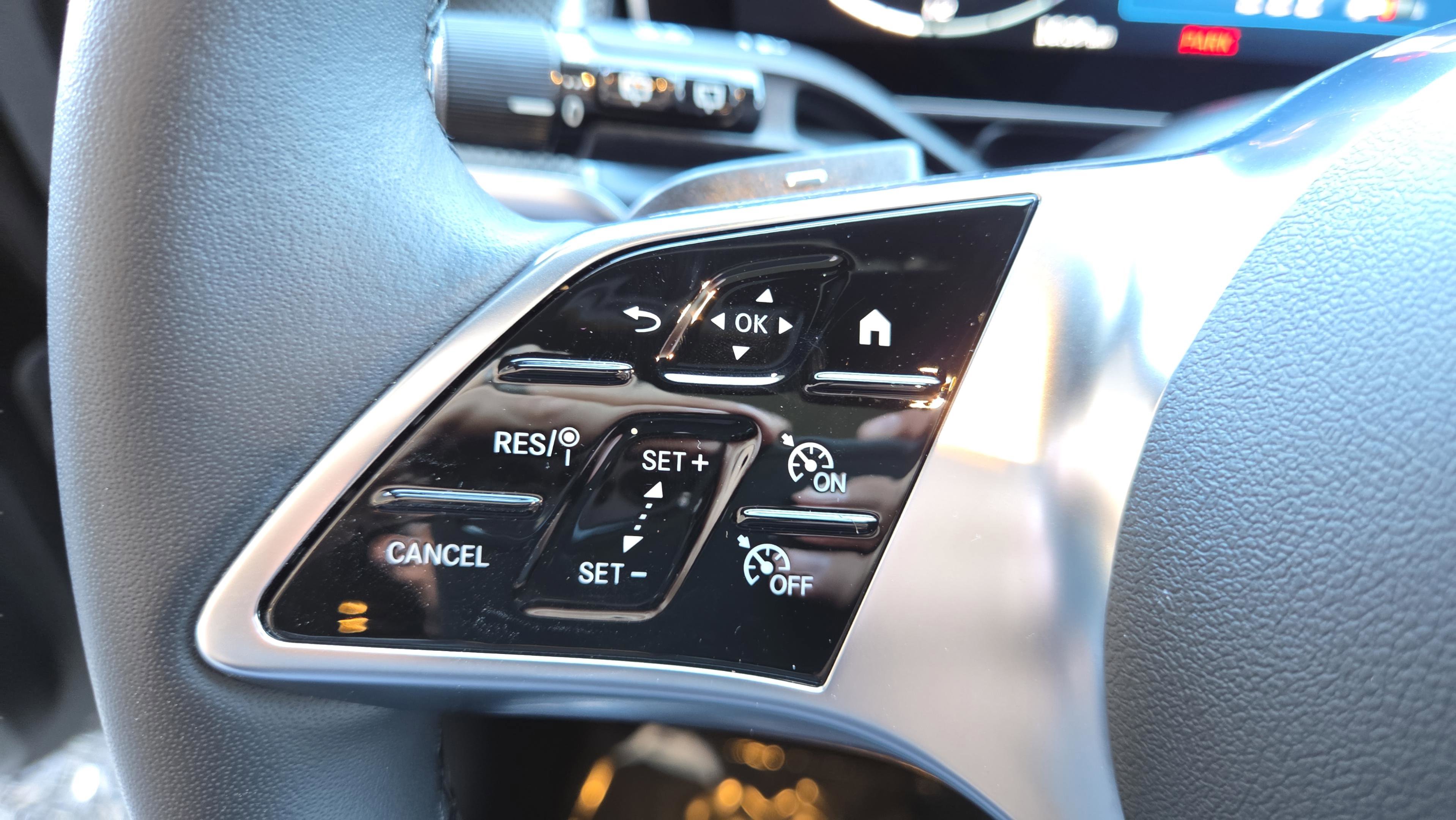 Certified 2026 Mercedes-Benz GLC 300 image 24