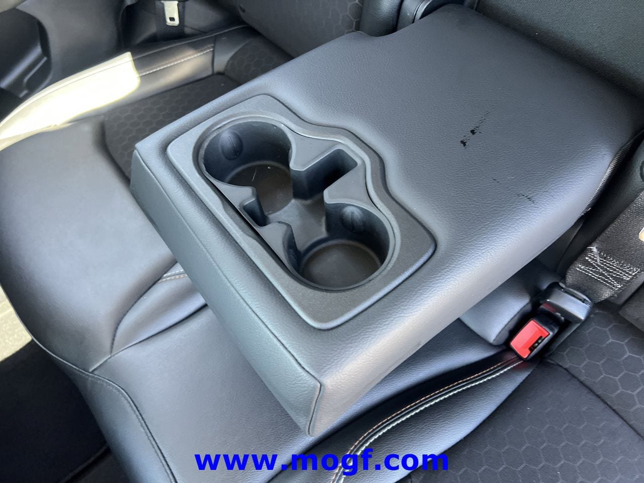 Used 2018 Jeep Compass Latitude w/ Popular Equipment Group FWD image 20