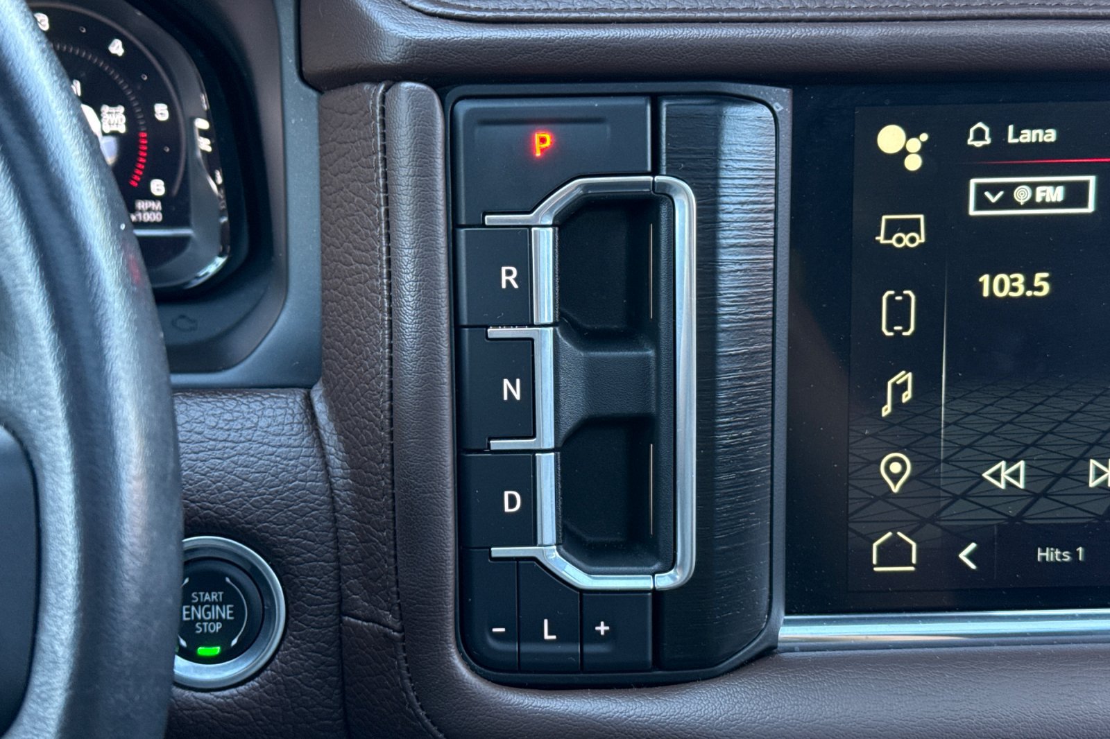 Used 2022 GMC Yukon Denali AWD/4WD image 28