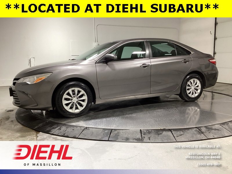 Used 2017 Toyota Camry LE image 4