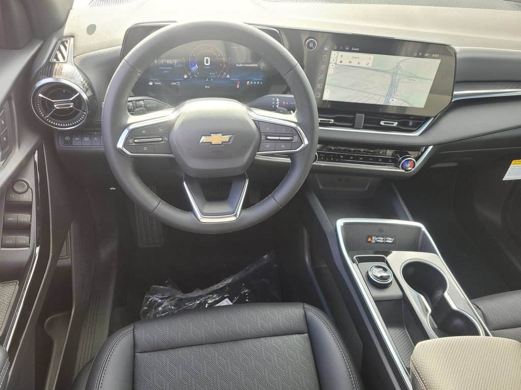 New 2027 Chevrolet Equinox LT w/ Convenience Package II AWD/4WD image 8