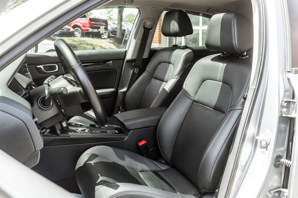 Used 2024 Honda Civic EX-L image 6