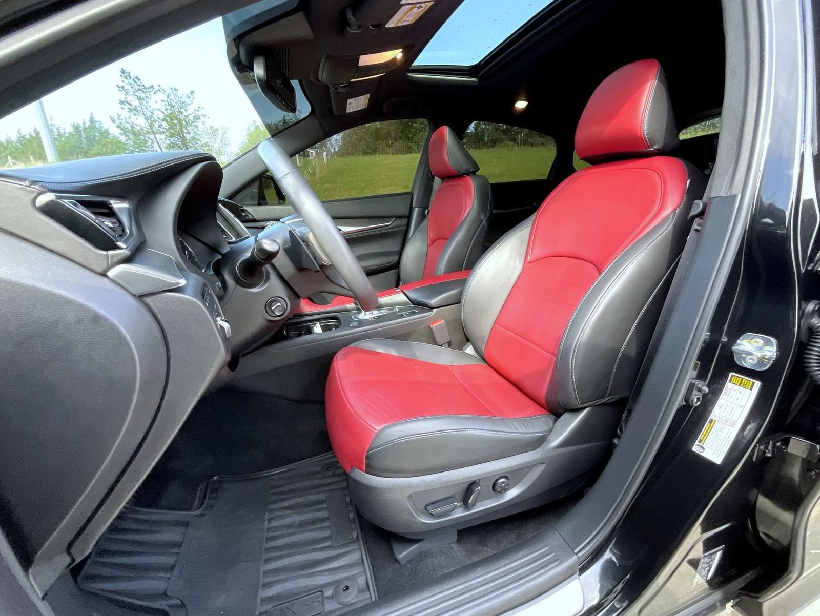 Used 2023 INFINITI QX55 Sensory w/ Lighting Package AWD/4WD image 11