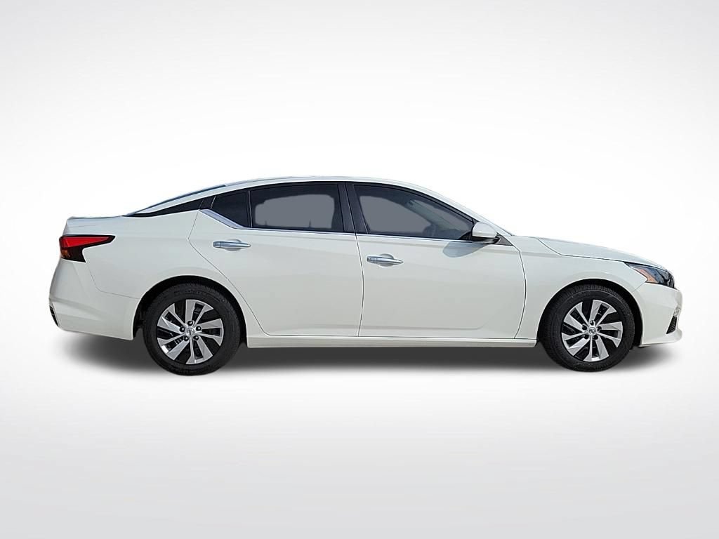 Used 2022 Nissan Altima 2.5 S FWD image 5
