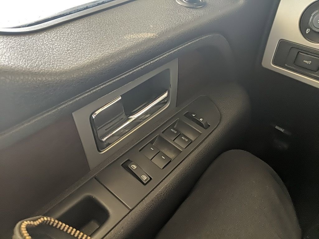 Used 2014 Ford F150 King Ranch w/ King Ranch Luxury Package image 26