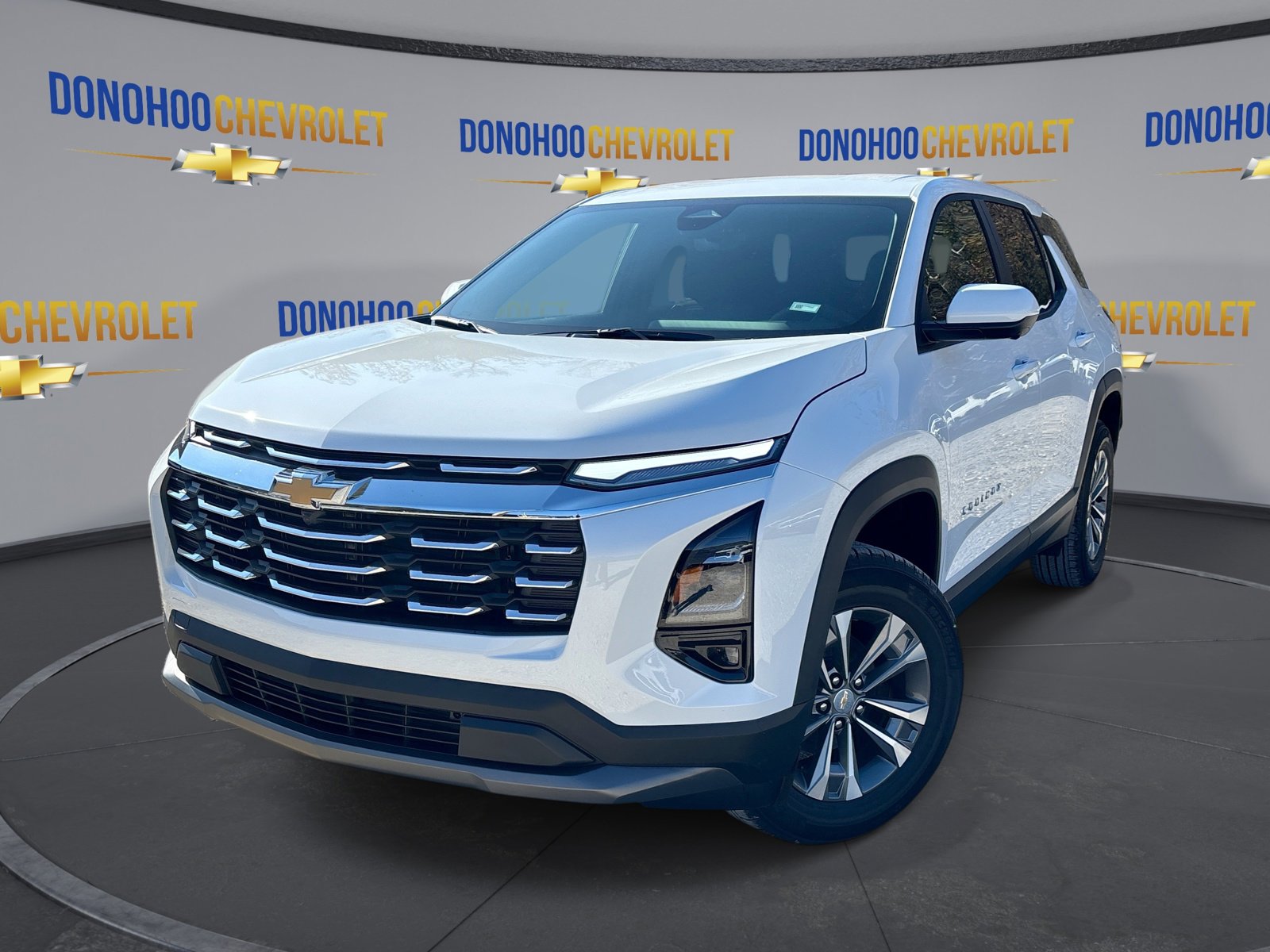 New 2026 Chevrolet Equinox LT w/ Convenience Package II image 4
