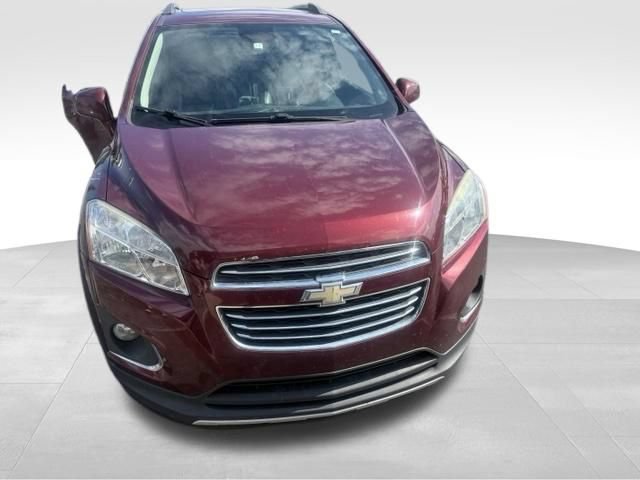 Used 2016 Chevrolet Trax LTZ FWD image 2