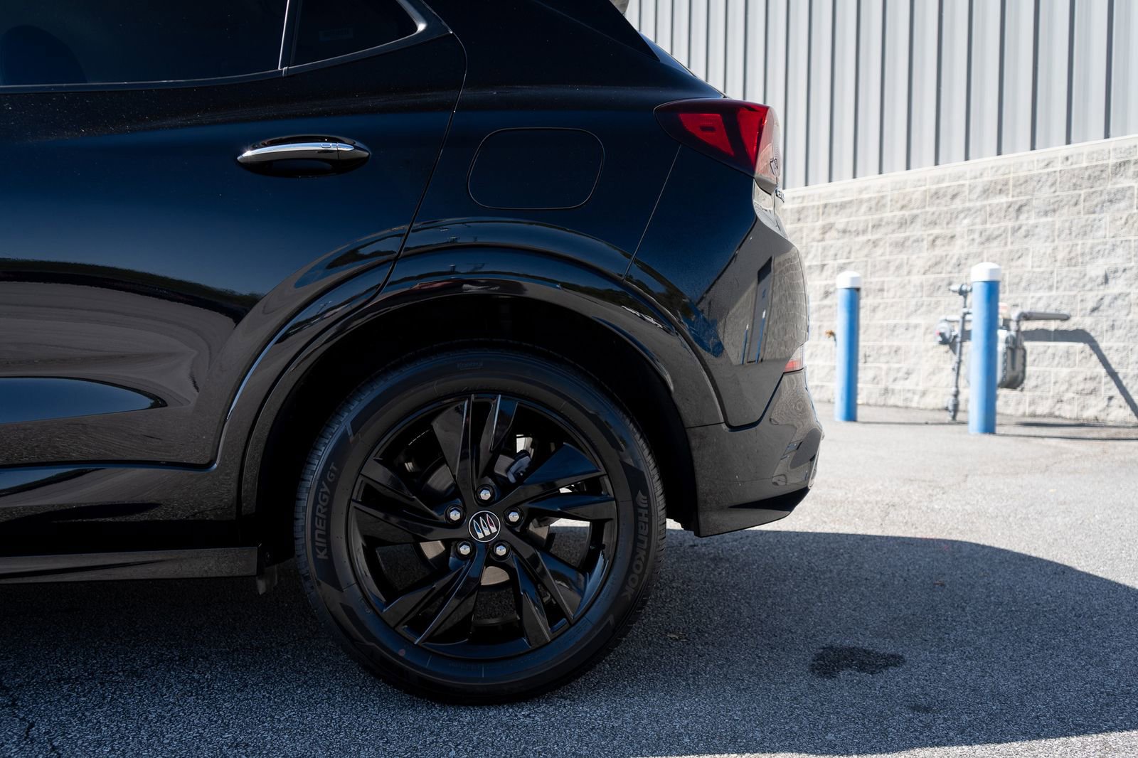 Used 2024 Buick Encore GX Sport Touring w/ Comfort Package FWD image 6