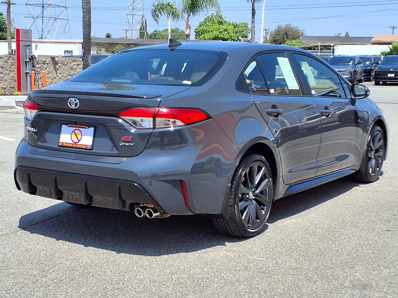 Certified 2026 Toyota Corolla SE FWD image 6