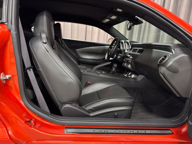 Used 2010 Chevrolet Camaro SS w/ RS Package RWD image 7