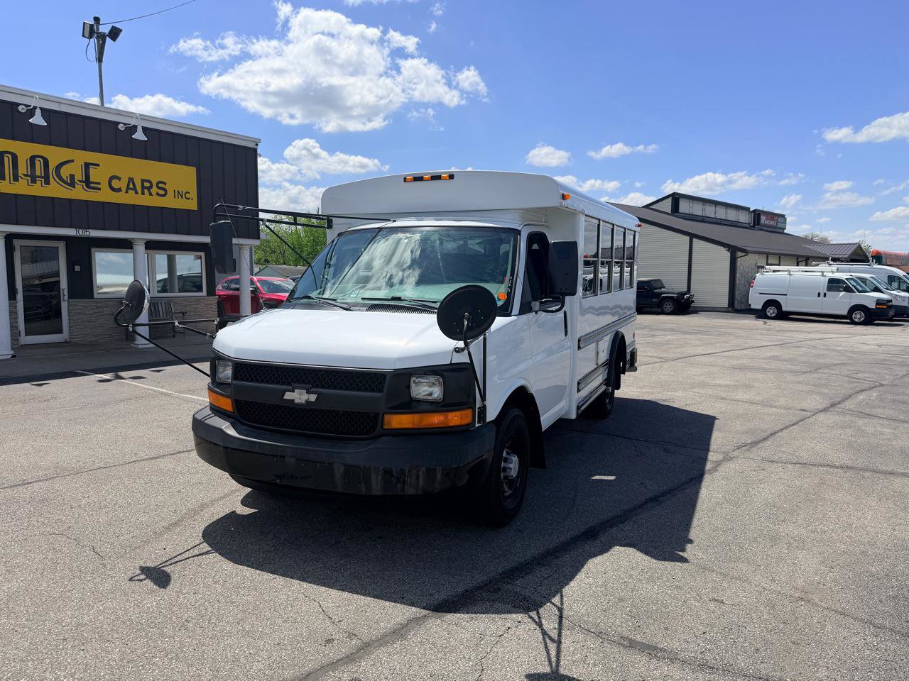 Used 2006 Chevrolet Express 3500 w/ School Bus Package RWD image 2