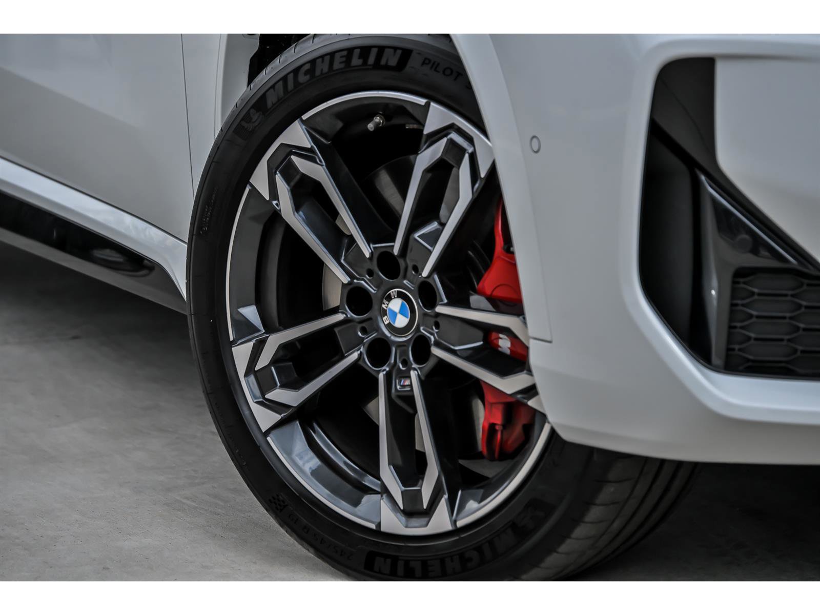 Used 2026 BMW X1 xDrive28i w/ M Sport Package AWD/4WD video 3