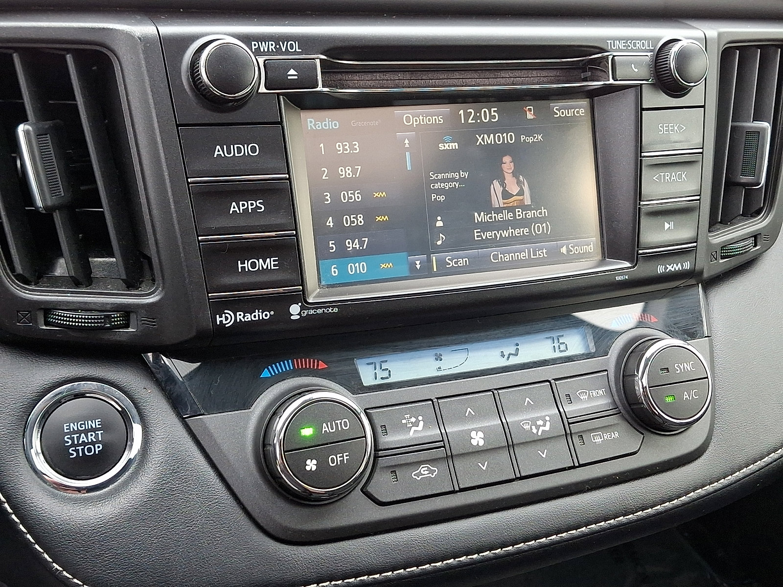 Used 2017 Toyota RAV4 XLE image 17