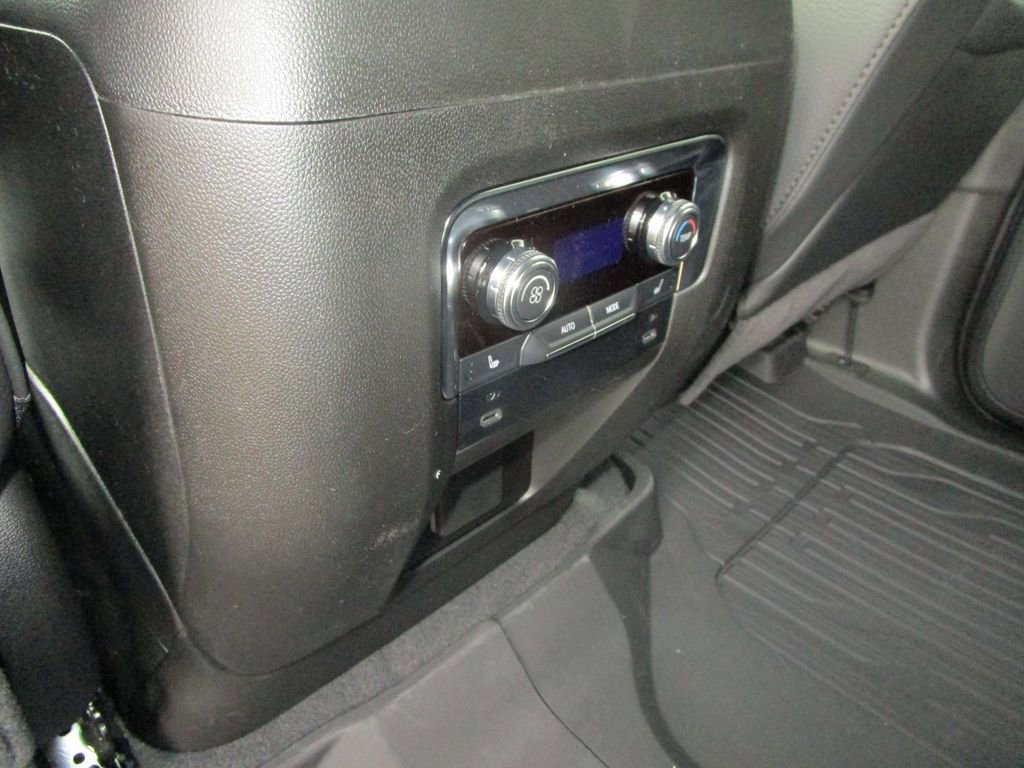 New 2026 GMC Yukon XL Denali w/ Sun & Power Step Package image 20