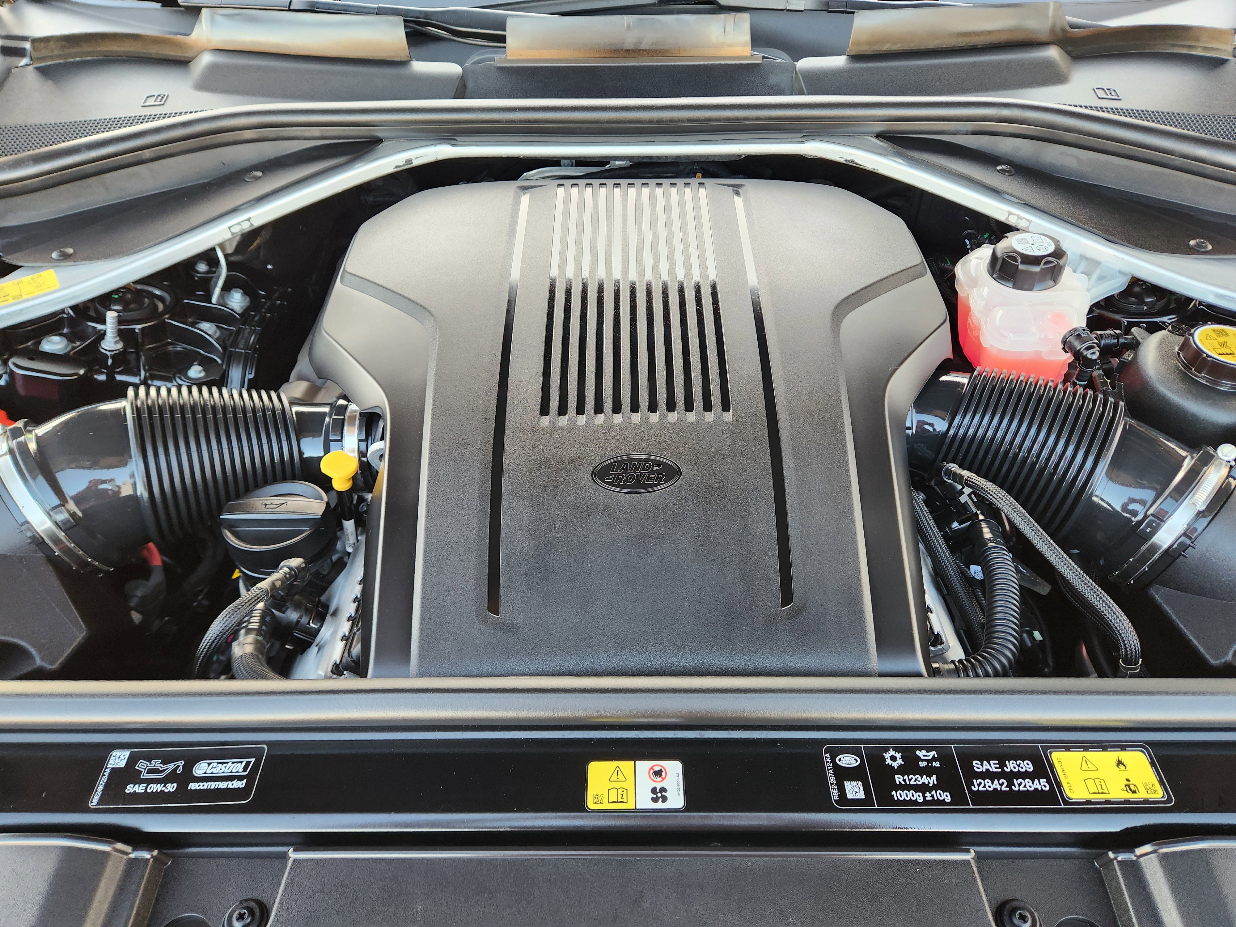 Certified 2024 Land Rover Range Rover Long Wheelbase Autobiography image 35