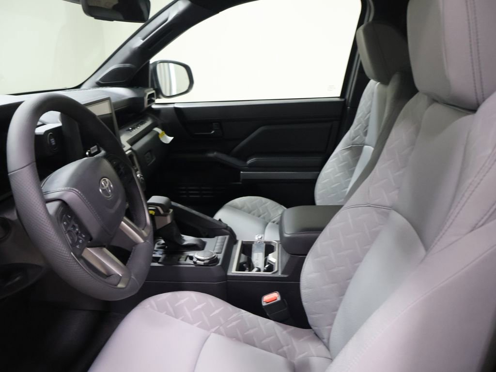 New 2026 Toyota Tacoma SR5 AWD/4WD image 8
