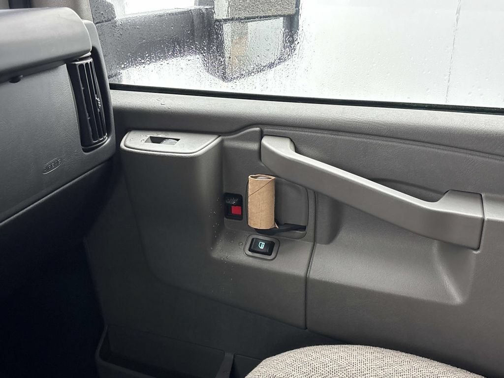 Used 2024 GMC Savana 3500 w/ Power Convenience Package RWD image 17