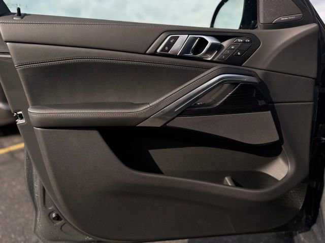 New 2026 BMW X6 M60i image 12
