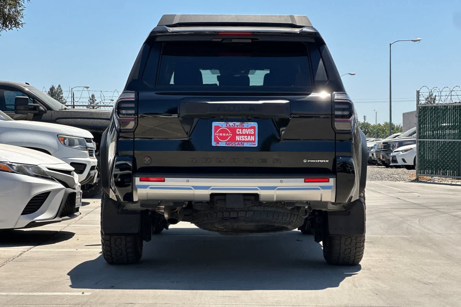 Used 2025 Toyota 4Runner Trailhunter AWD/4WD image 8