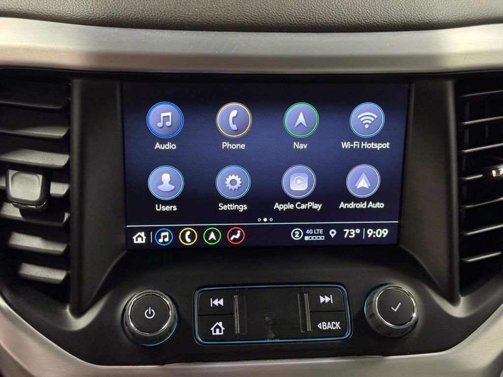 Certified 2023 GMC Acadia SLT w/ Technology Package image 18