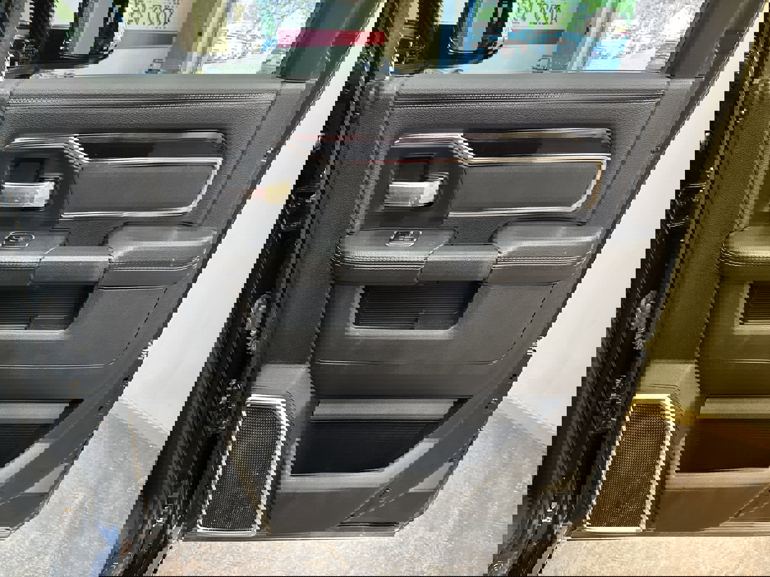 Used 2020 RAM 2500 Laramie image 19