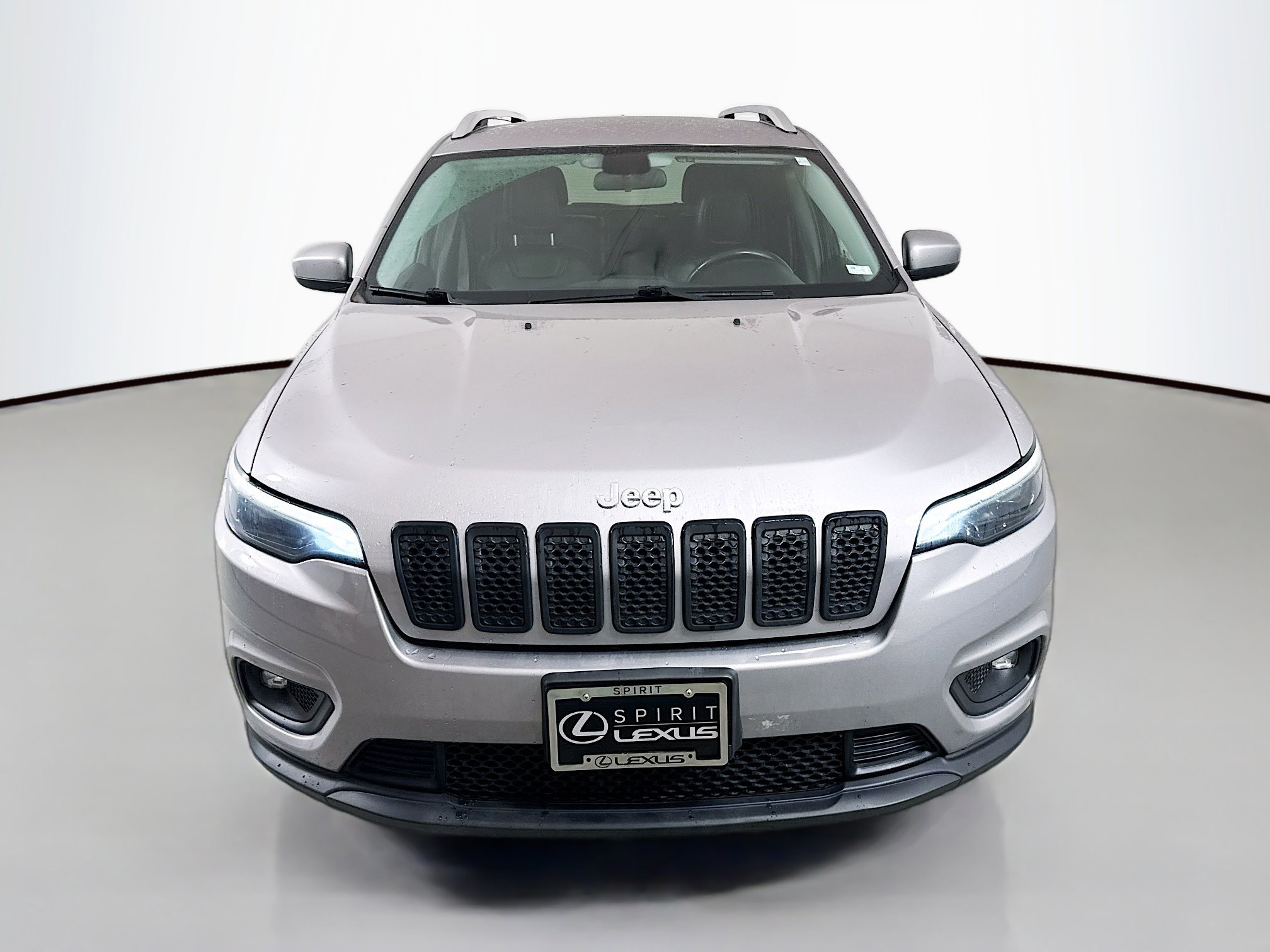 Used 2019 Jeep Cherokee Latitude Plus image 2