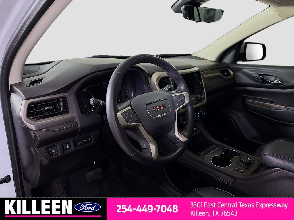 Used 2022 GMC Acadia Denali w/ Denali Technology Package image 10