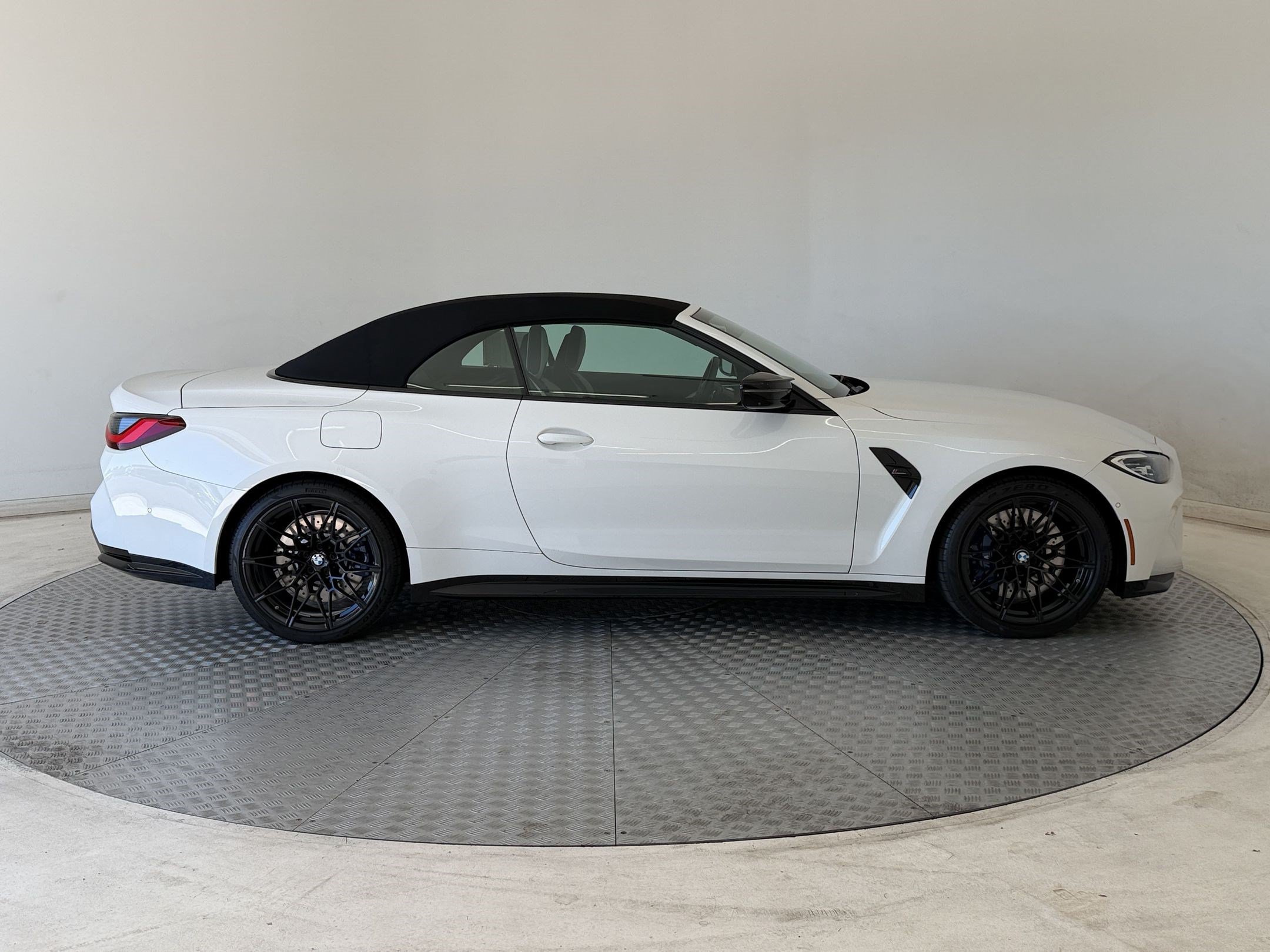 Certified 2024 BMW M4 xDrive Competition w/ Parking Assistance Package AWD/4WD image 8