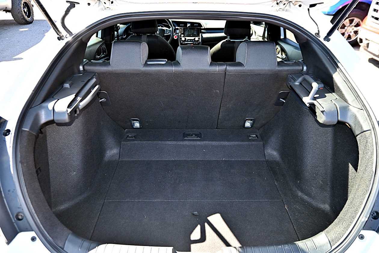Used 2020 Honda Civic EX image 9