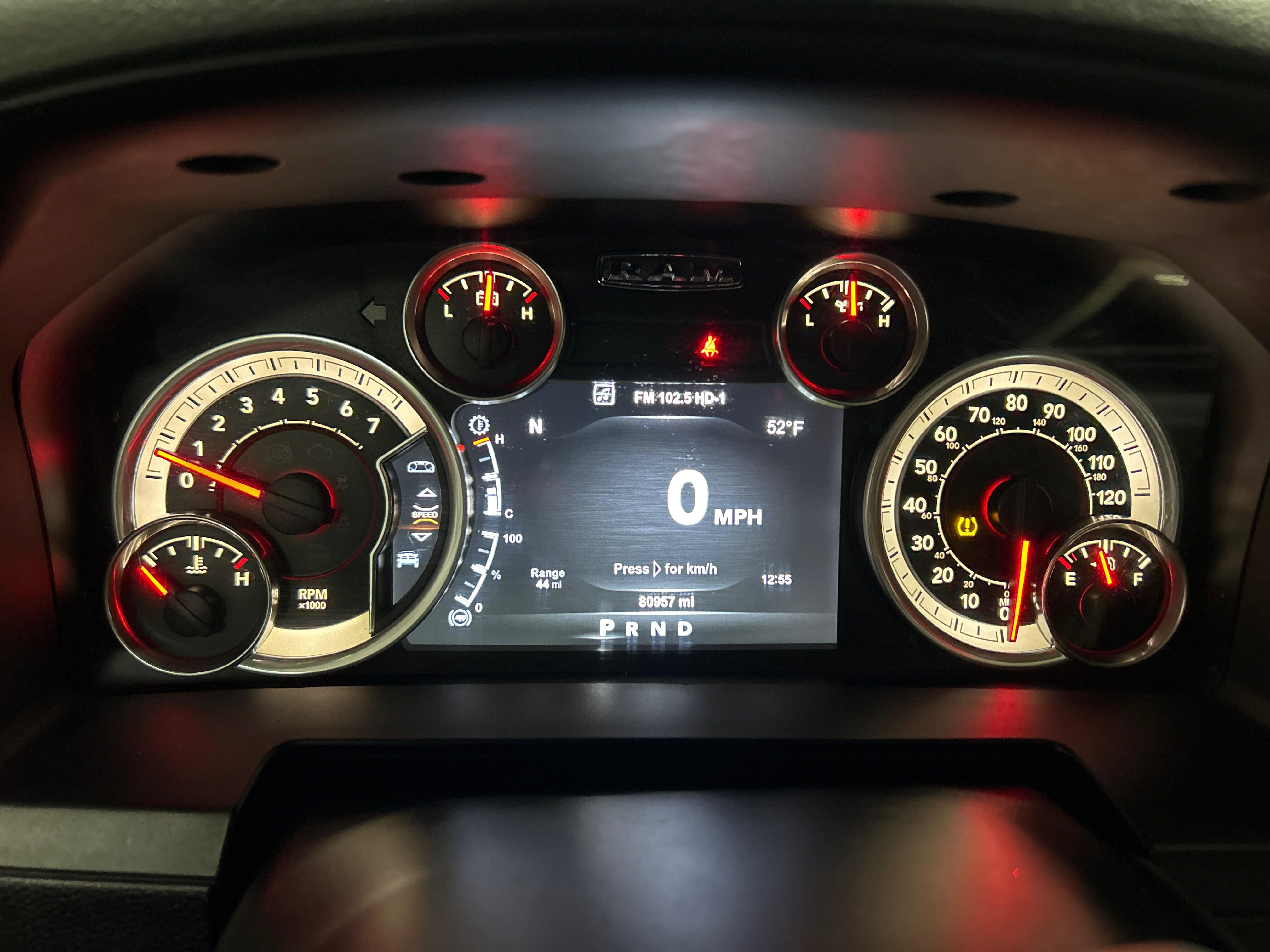 Used 2015 RAM 2500 Laramie image 18