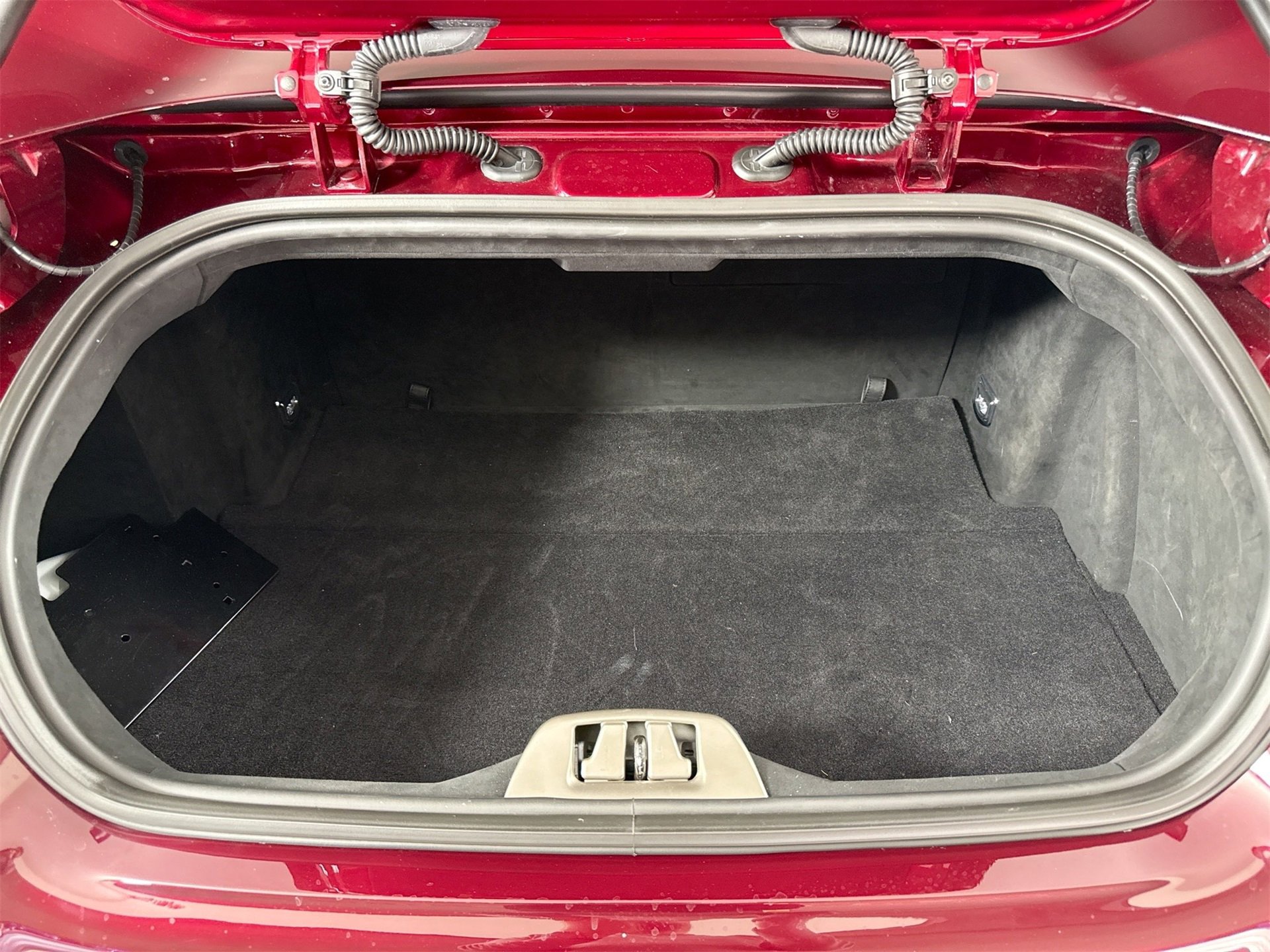 Certified 2023 Ferrari 812 GTS image 25