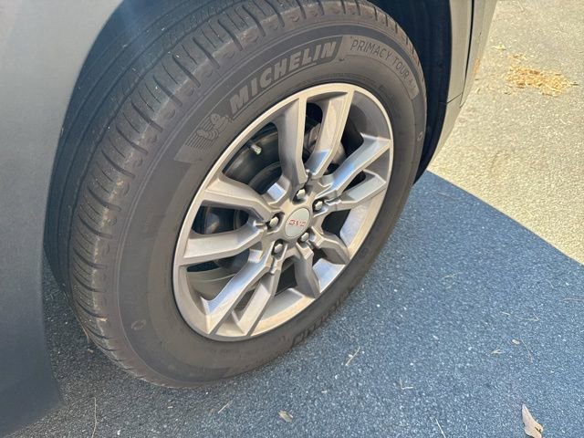 Used 2022 GMC Terrain SLT w/ Infotainment Package II image 33