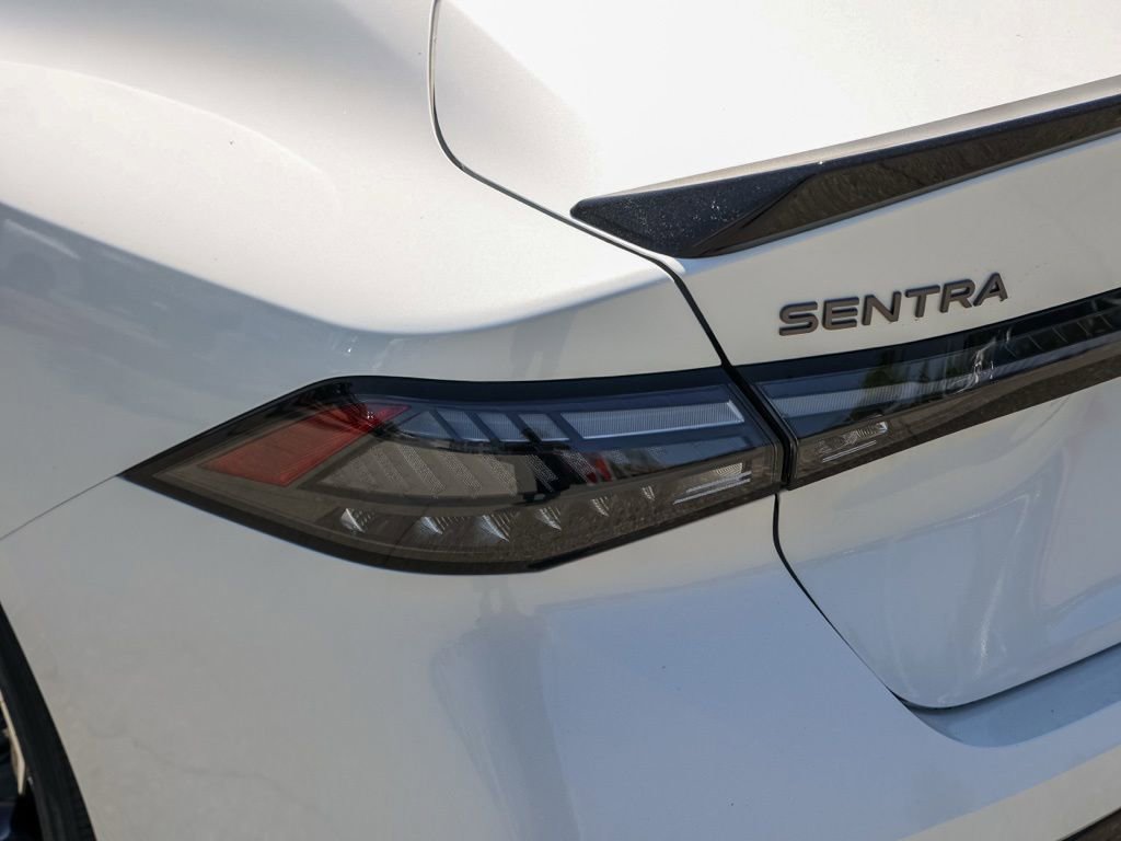 New 2026 Nissan Sentra SR FWD image 7
