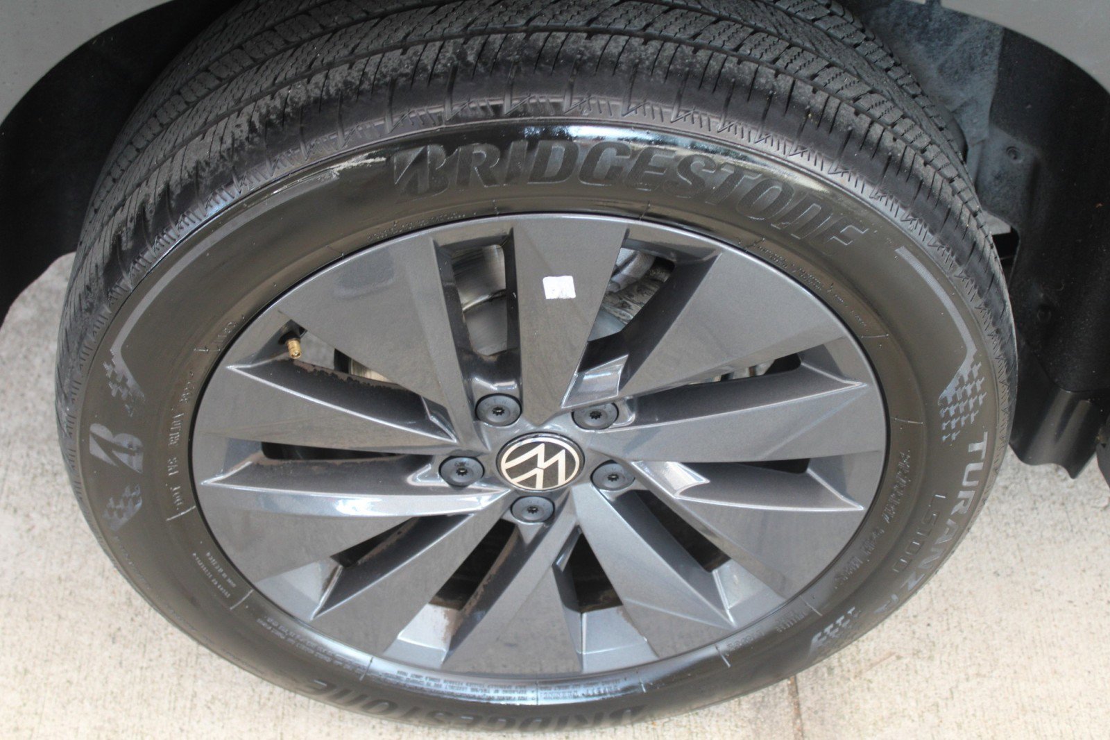 Used 2023 Volkswagen Taos S image 32