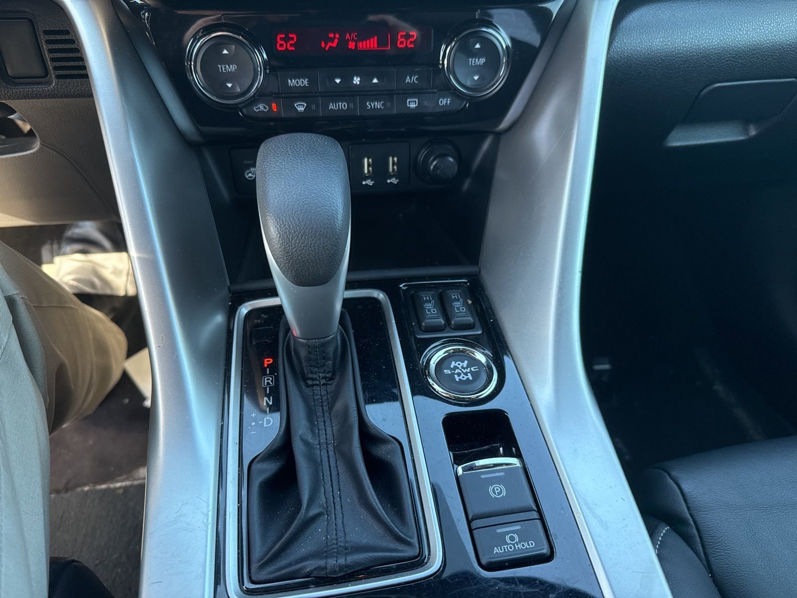 Used 2022 Mitsubishi Eclipse Cross SE image 15