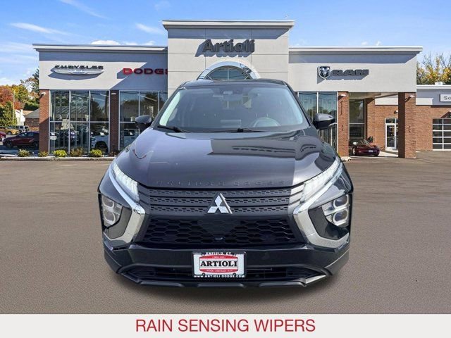 Used 2024 Mitsubishi Eclipse Cross LE image 3