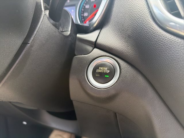 Used 2021 Chevrolet Equinox LT AWD/4WD image 37
