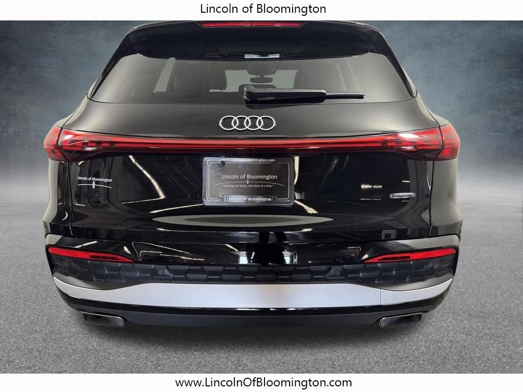 Used 2025 Audi Q5 Premium w/ Convenience Package AWD/4WD image 6