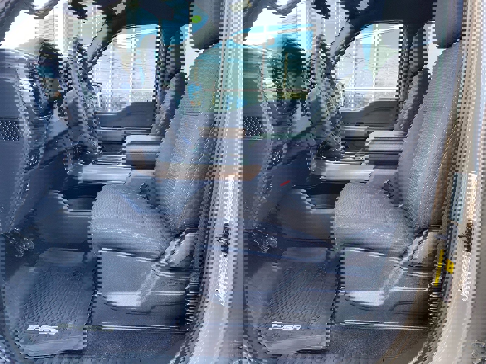 Used 2025 Ford F150 STX w/ Equipment Group 201A FX4 image 9