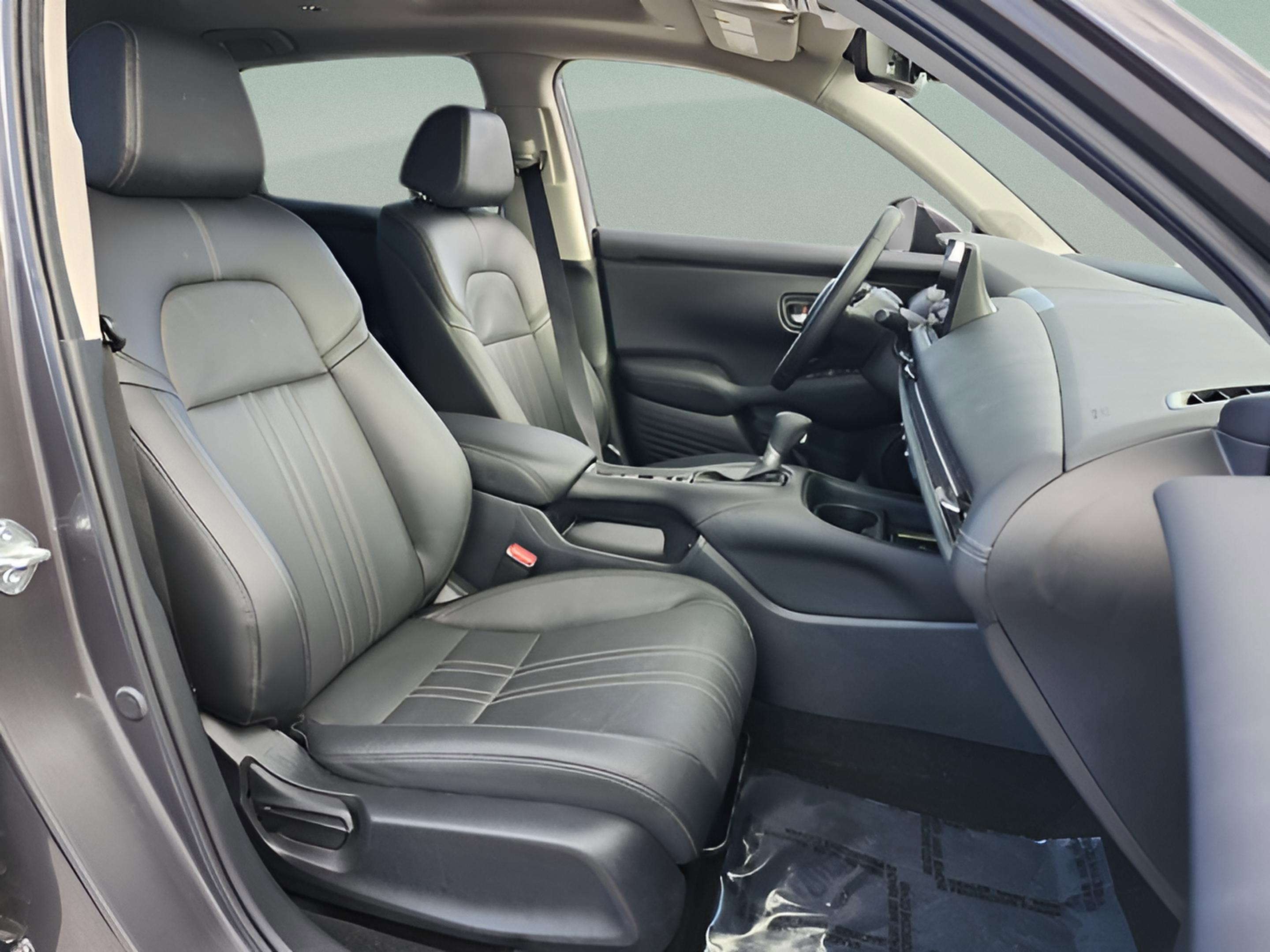 Certified 2025 Honda HR-V EX-L image 17