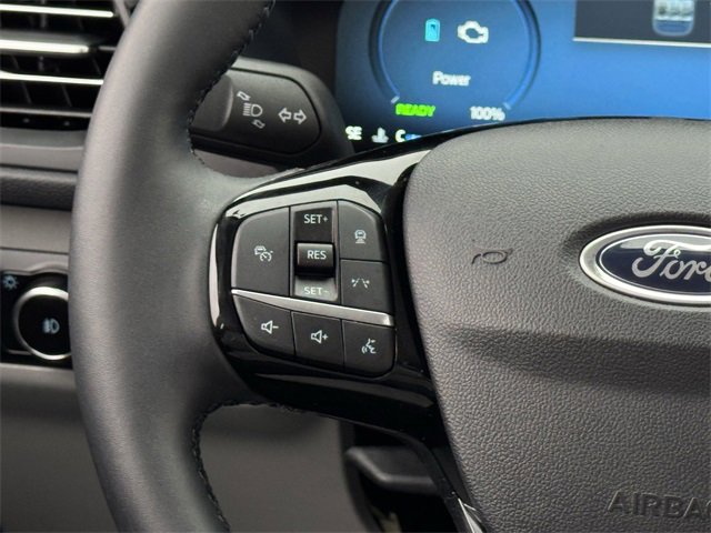 Certified 2025 Ford Escape Platinum image 13