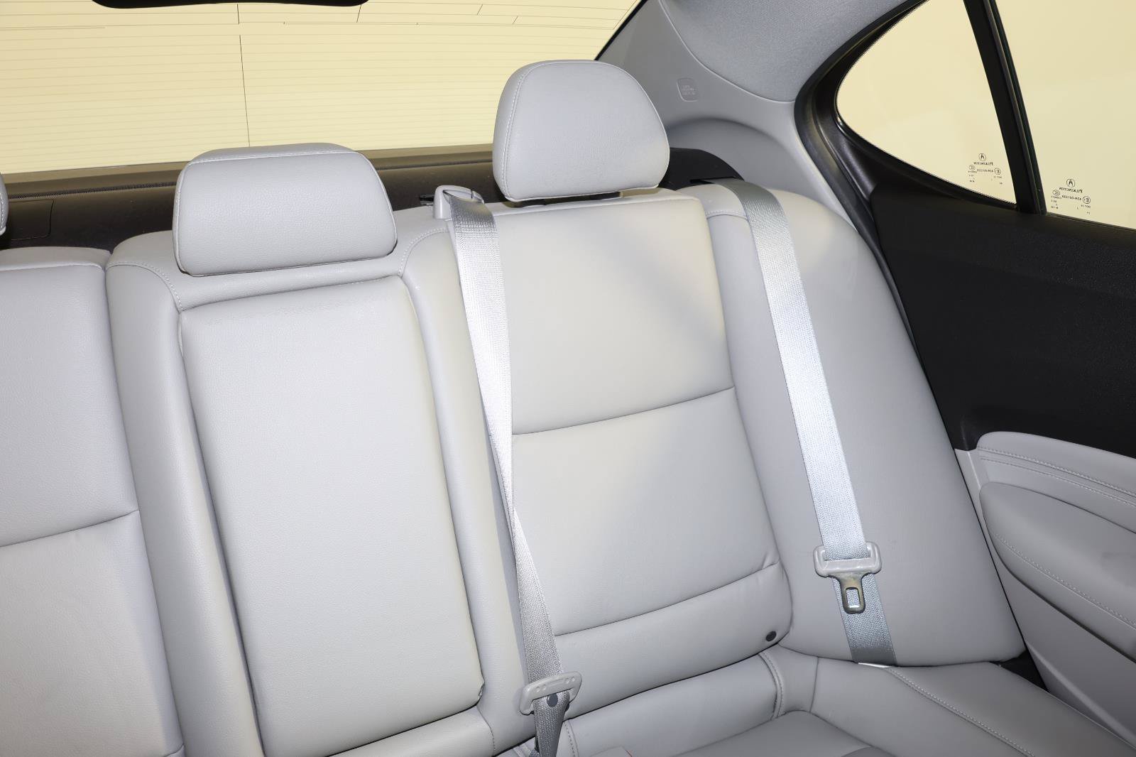 Used 2016 Acura TLX FWD image 15