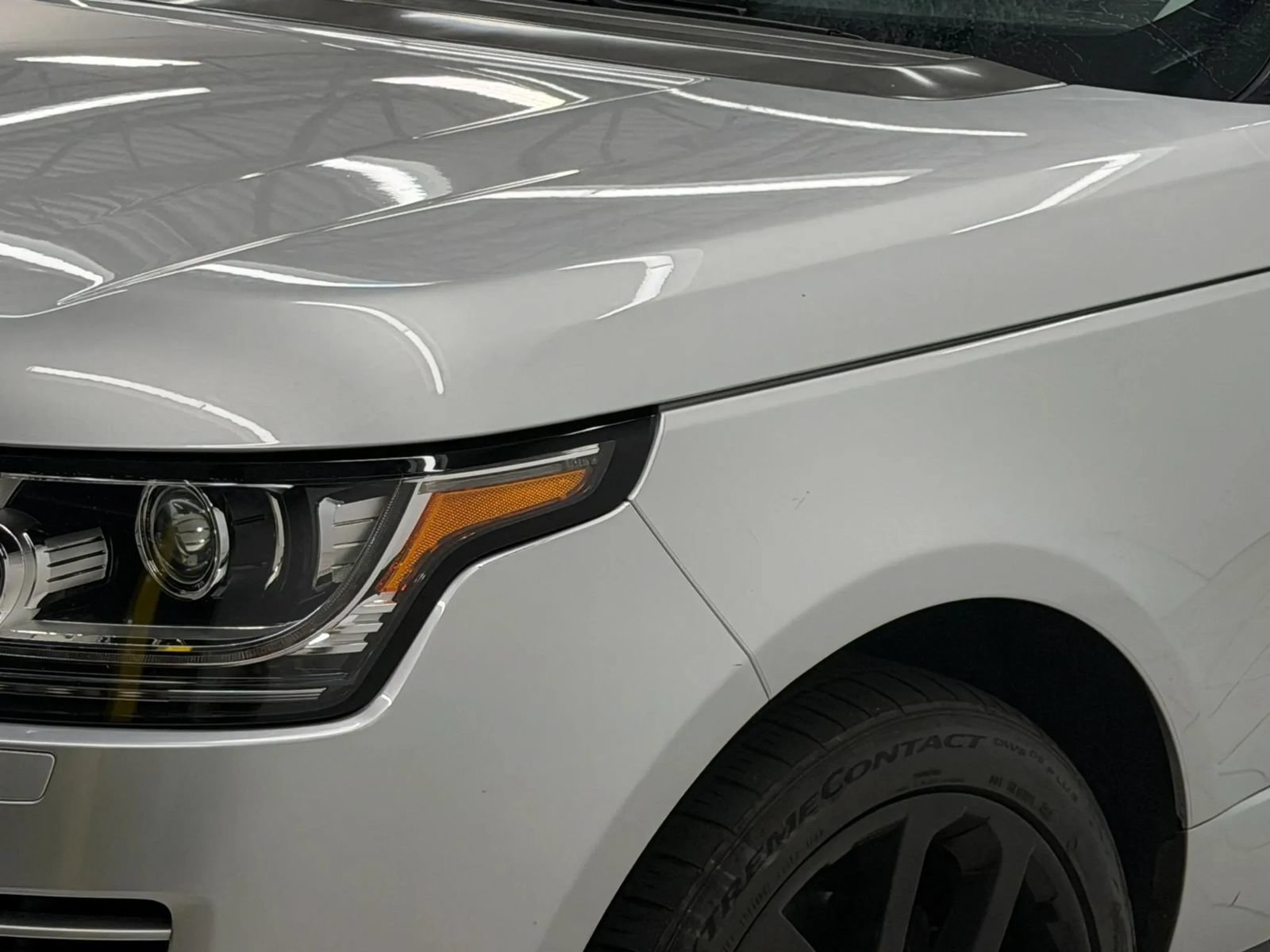 Used 2015 Land Rover Range Rover Supercharged AWD/4WD image 4
