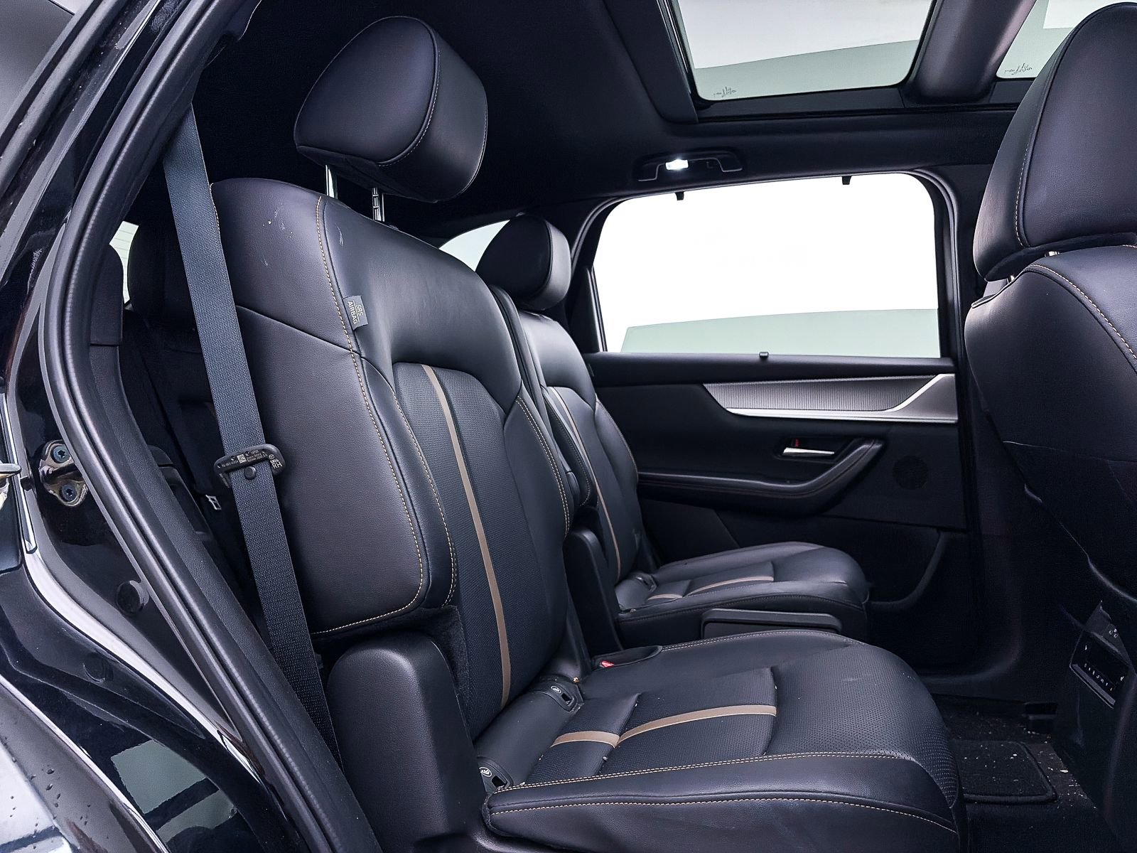 Used 2025 MAZDA CX-90 Plug-In Hybrid w/ Premium Plus image 37